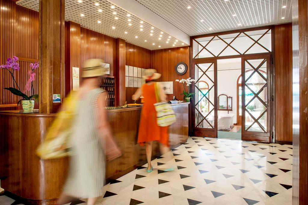 Hotel Beau Sejour Alassio Luaran gambar
